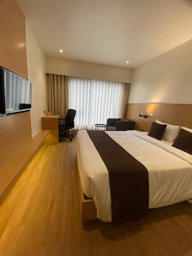 Hotel Mumbai House Ghansoli, 나비뭄바이 외부 사진