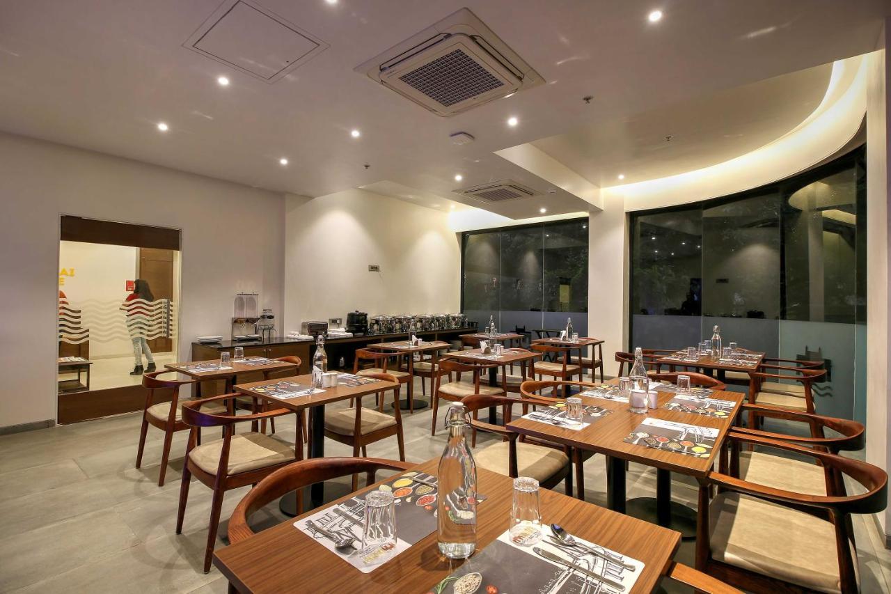Hotel Mumbai House Ghansoli, 나비뭄바이 외부 사진