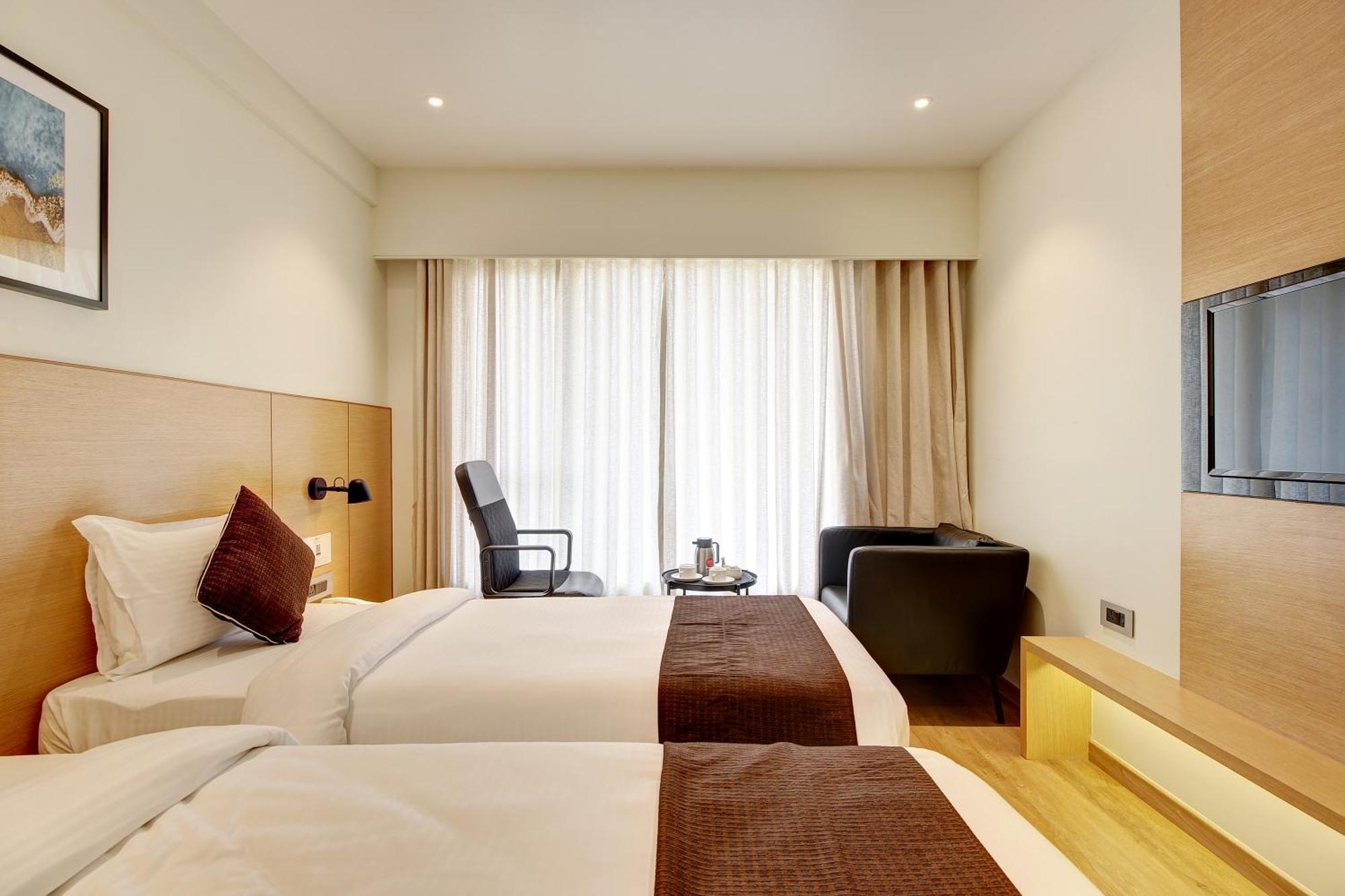 Hotel Mumbai House Ghansoli, 나비뭄바이 외부 사진