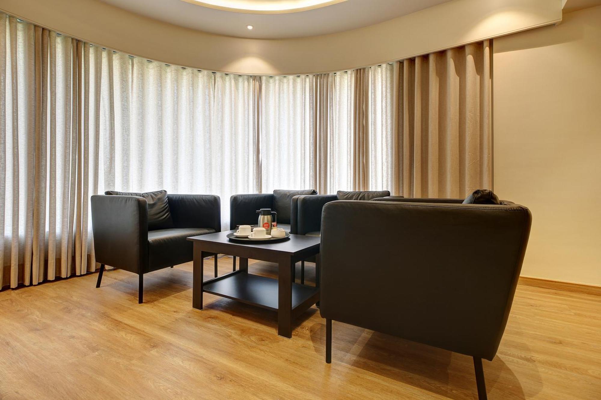 Hotel Mumbai House Ghansoli, 나비뭄바이 외부 사진