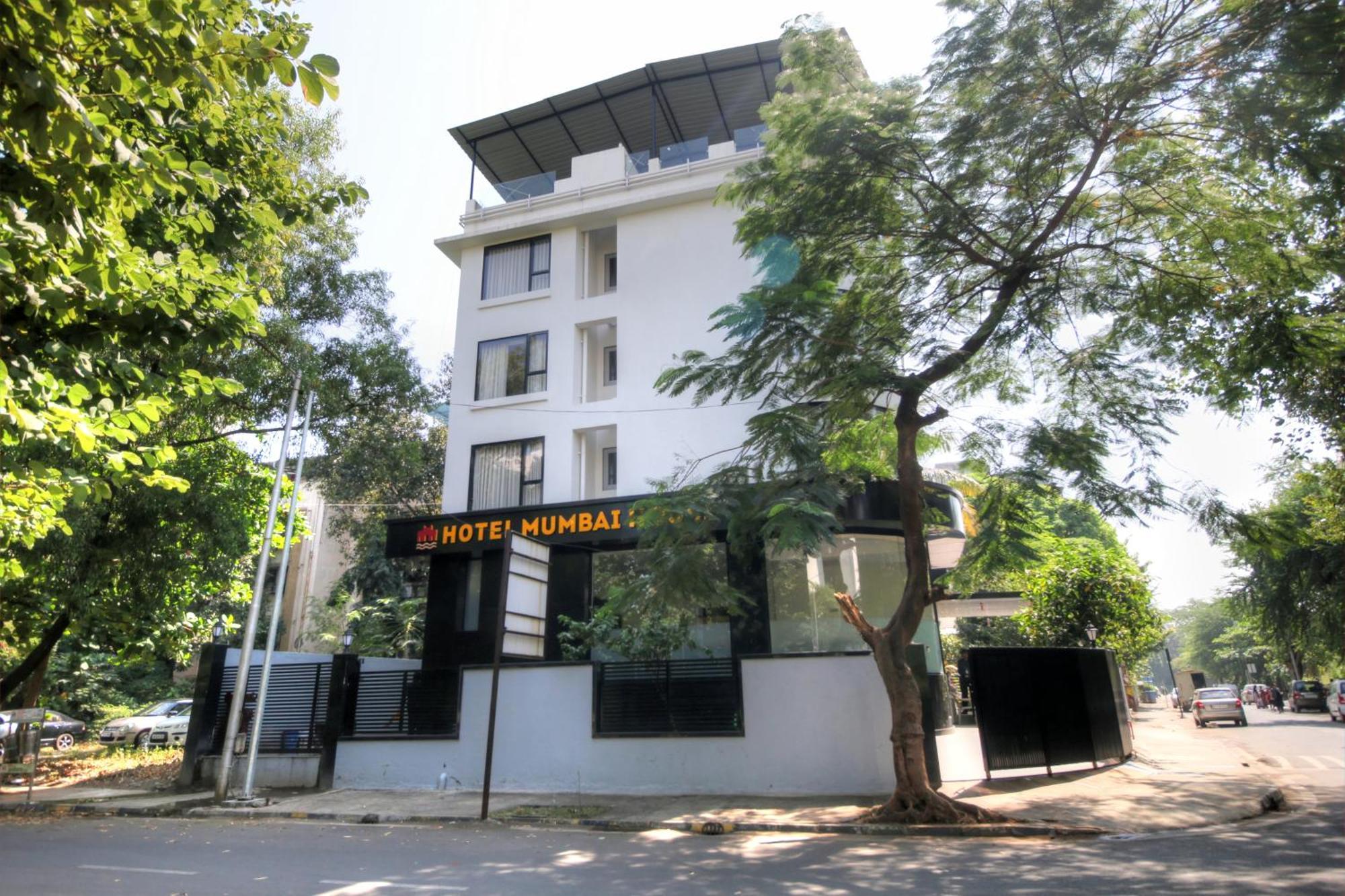 Hotel Mumbai House Ghansoli, 나비뭄바이 외부 사진