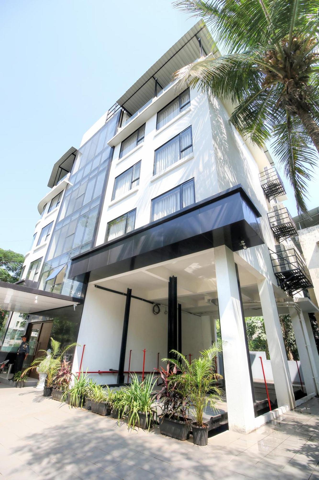 Hotel Mumbai House Ghansoli, 나비뭄바이 외부 사진